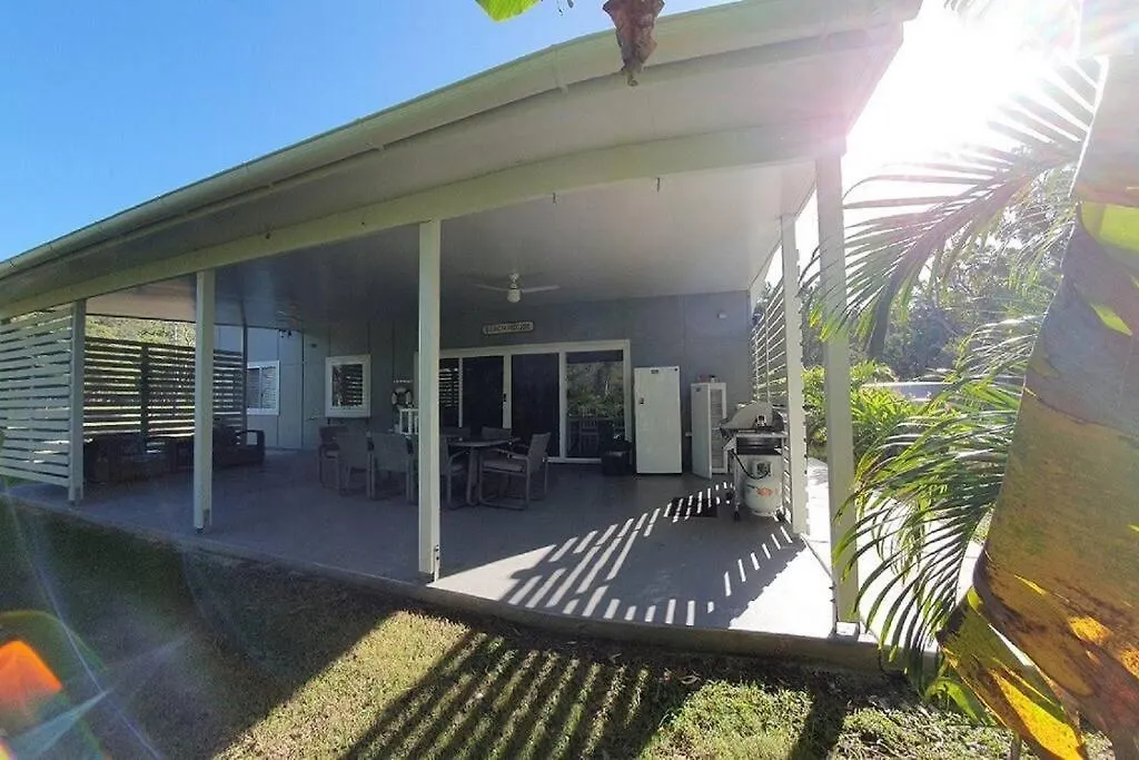 Offshore Holiday House On Acreage Agnes Water Holiday home